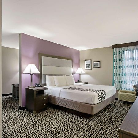 La Quinta Inn By Wyndham Radford Dış mekan fotoğraf