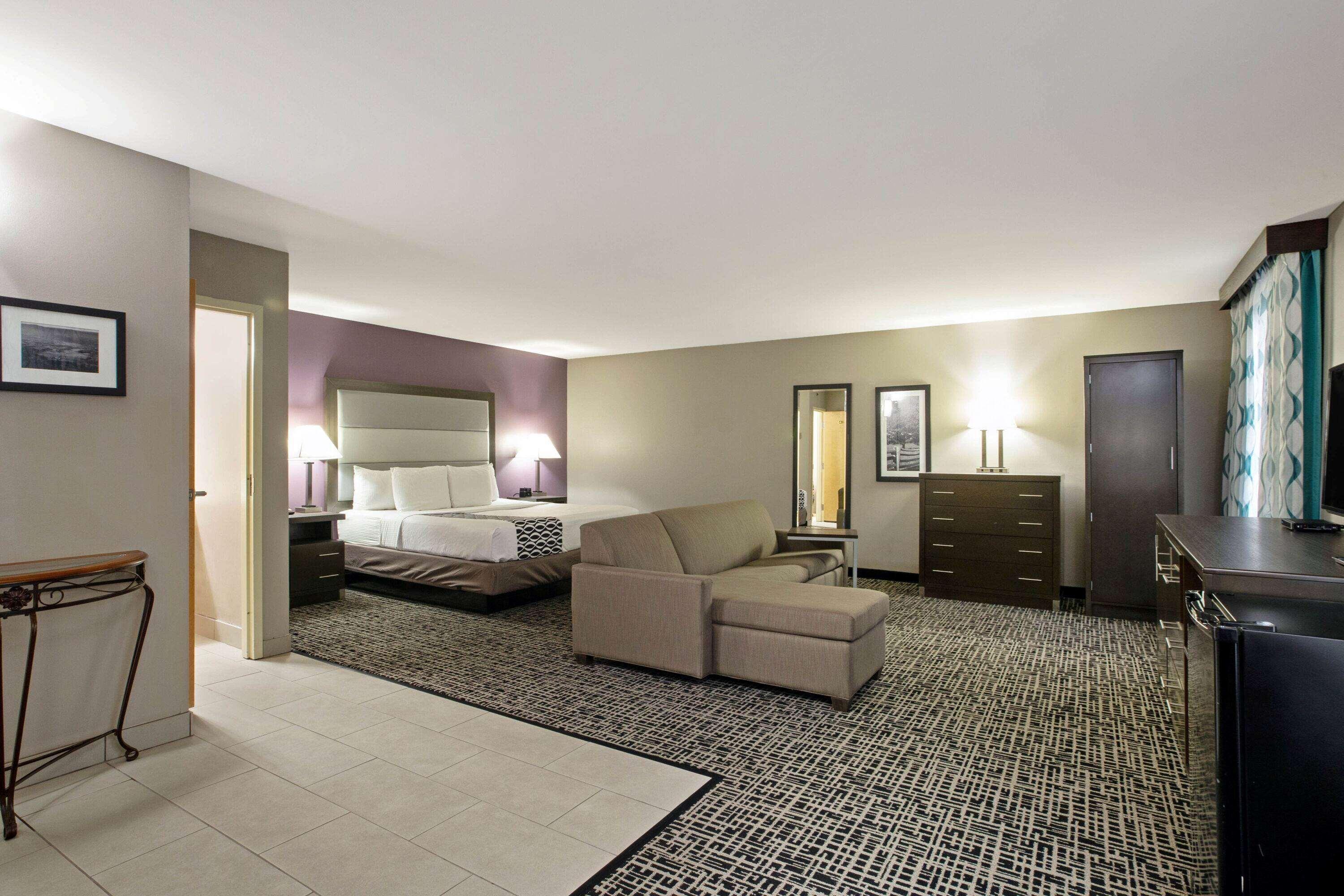 La Quinta Inn By Wyndham Radford Dış mekan fotoğraf