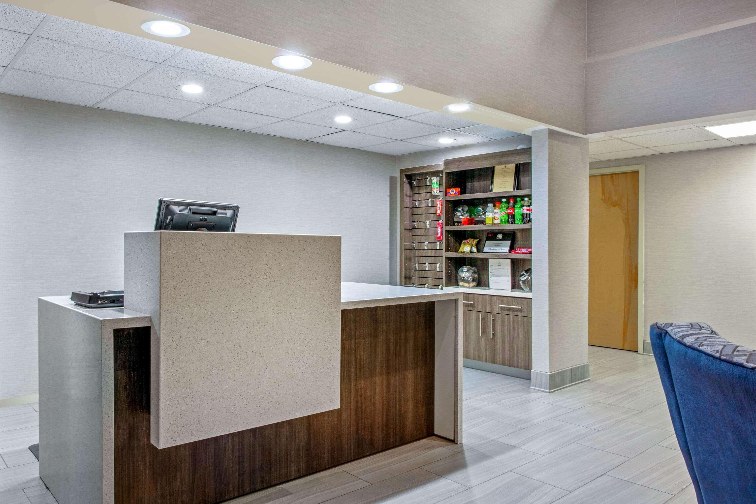 La Quinta Inn By Wyndham Radford Dış mekan fotoğraf