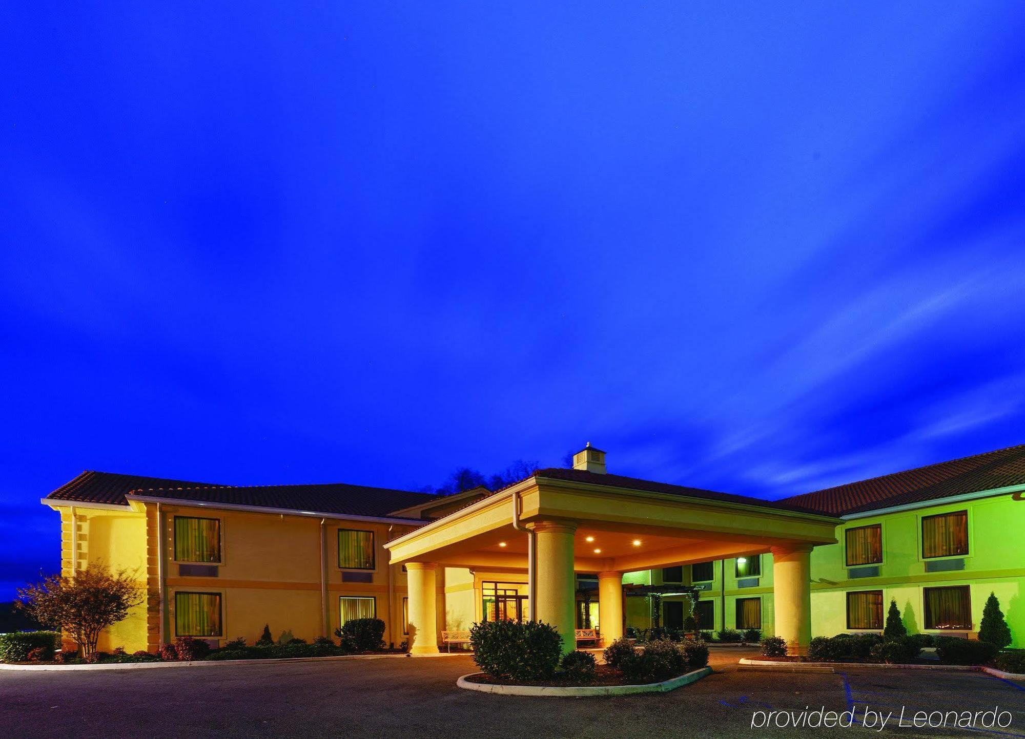 La Quinta Inn By Wyndham Radford Dış mekan fotoğraf